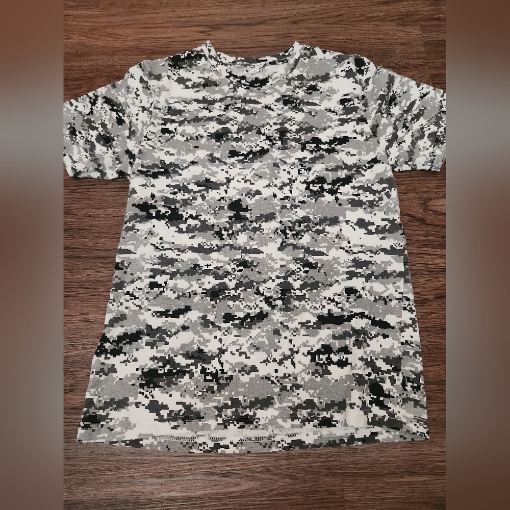 Mens camo shirt